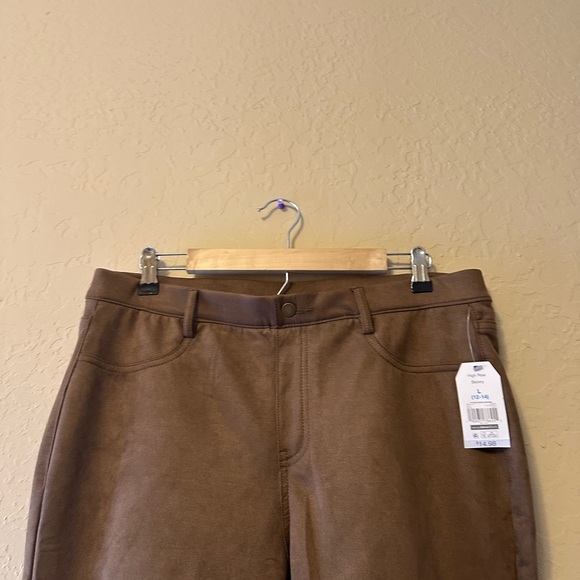 Time and Tru XL 12-14 Large Faux Suede Brown Pull On Skinny Pants - Picture 5 of 8